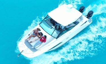 Paradise Luxury Charter